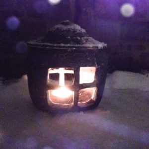 lantern-in-snow.jpg